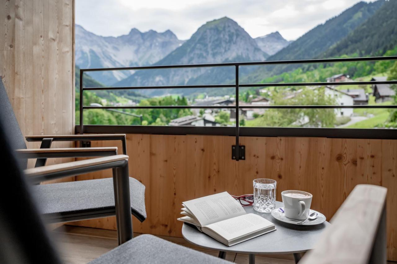 Alpenhotel Zimba ブラント エクステリア 写真