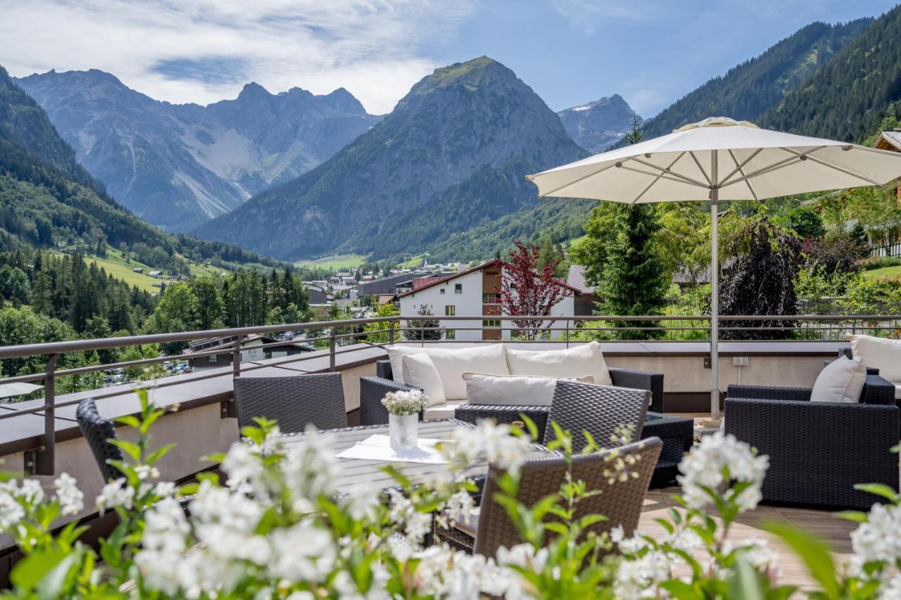 Alpenhotel Zimba ブラント エクステリア 写真